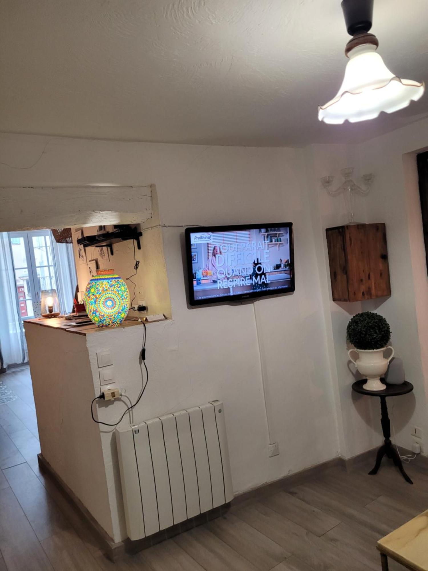 Le Rocher Appartement Cotignac Exterior foto