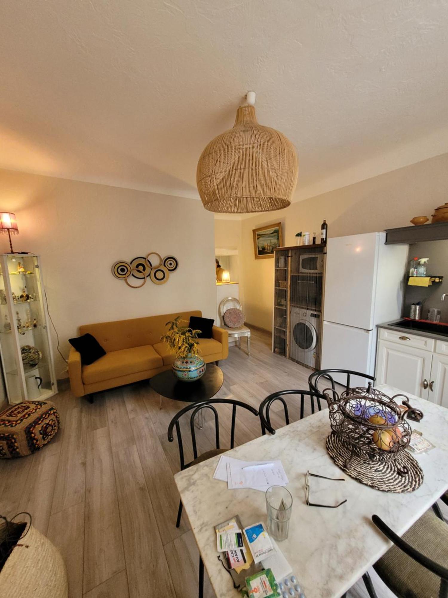 Le Rocher Appartement Cotignac Exterior foto